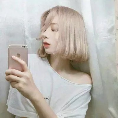 32颗药丸：我姐姐的自杀